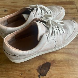 Worn once! Frye Webster Western Low Lace size 9